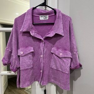 BUCKET LIST Waffle knit cropped shirt
